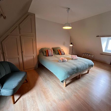 Maison D'Hotes De La Prison En Toutes Libertes Еспалион Екстериор снимка