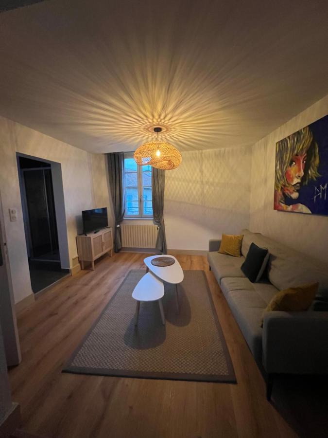 Maison D'Hotes De La Prison En Toutes Libertes Еспалион Екстериор снимка